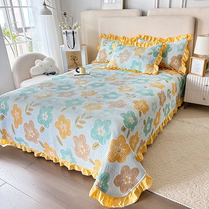 91家纺网 家纺一手货源 找家纺 恋绒家纺 2025新款全棉床盖纯棉夹棉床盖花边款直角款（可定做） 幸福里