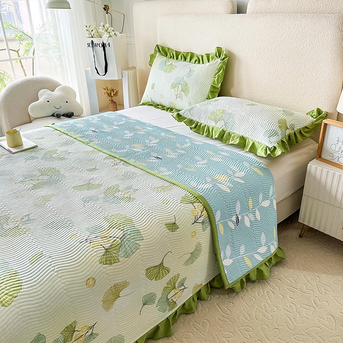 91家纺网 家纺一手货源 找家纺 恋绒家纺 2025新款全棉床盖纯棉夹棉床盖花边款直角款（可定做） 银杏叶语