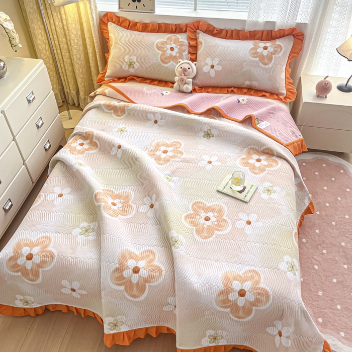 91家纺网 家纺一手货源 找家纺 恋绒家纺 2025新款全棉床盖纯棉夹棉床盖花边款直角款（可定做） 春季恋歌-桔