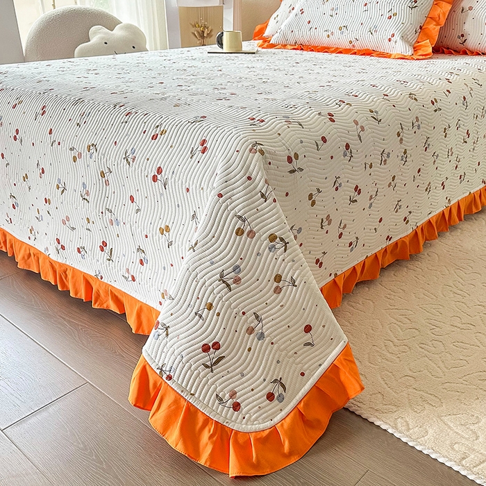 91家纺网 家纺一手货源 找家纺 恋绒家纺 2025新款全棉床盖纯棉夹棉床盖花边款直角款（可定做） 果香四季