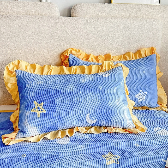 91家纺网 家纺一手货源 找家纺 恋绒家纺 2025新款全棉床盖纯棉夹棉床盖花边款直角款（可定做） 闪耀星空