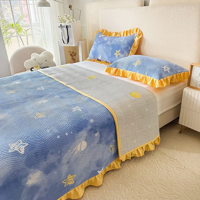 91家纺网 家纺一手货源 找家纺 恋绒家纺 2025新款全棉床盖纯棉夹棉床盖花边款直角款（可定做） 闪耀星空