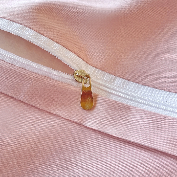 91家纺网 家纺一手货源 找家纺 2024新款亲肤棉磨毛刺绣四件套-花前悦夏 花前悦夏-桃夭粉