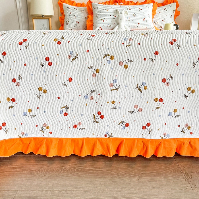 91家纺网 家纺一手货源 找家纺 恋绒家纺 2025新款全棉床盖纯棉夹棉床盖花边款直角款（可定做） 果香四季