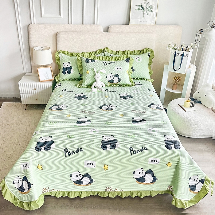 91家纺网 家纺一手货源 找家纺 恋绒家纺 2025新款全棉床盖纯棉夹棉床盖花边款直角款（可定做） 调皮熊猫