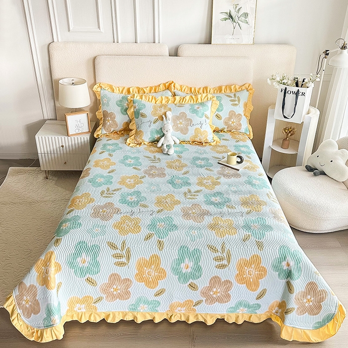 91家纺网 家纺一手货源 找家纺 恋绒家纺 2025新款全棉床盖纯棉夹棉床盖花边款直角款（可定做） 幸福里