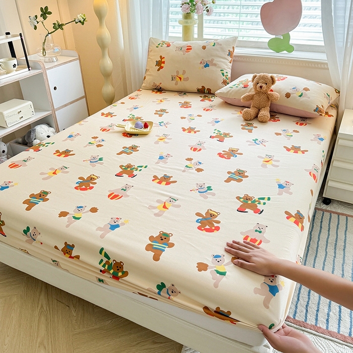 91家纺网 家纺一手货源 找家纺 妖妖家纺 2024新款超柔软糯亲肤水洗棉单床笠 滑板小熊