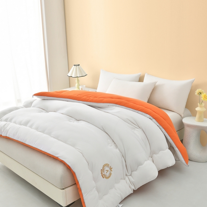 91家纺网 家纺一手货源 找家纺 瑶瑶家居床垫 2024年新款母婴级大豆纤维双拼被 暖橙+瓷白