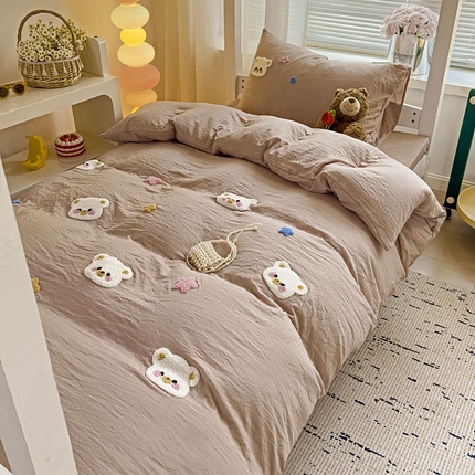 91家纺网 家纺一手货源 找家纺 （总）韩巢家纺 2024新款超柔水洗棉毛巾绣学生宿舍上下铺专用三件套-幸运熊系列（提供卖家秀）