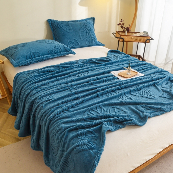 91家纺网 家纺一手货源 找家纺 芸锦豪 2024新款蝴蝶提花毛毯卷边款 蝴蝶提花卷边款-孔雀蓝