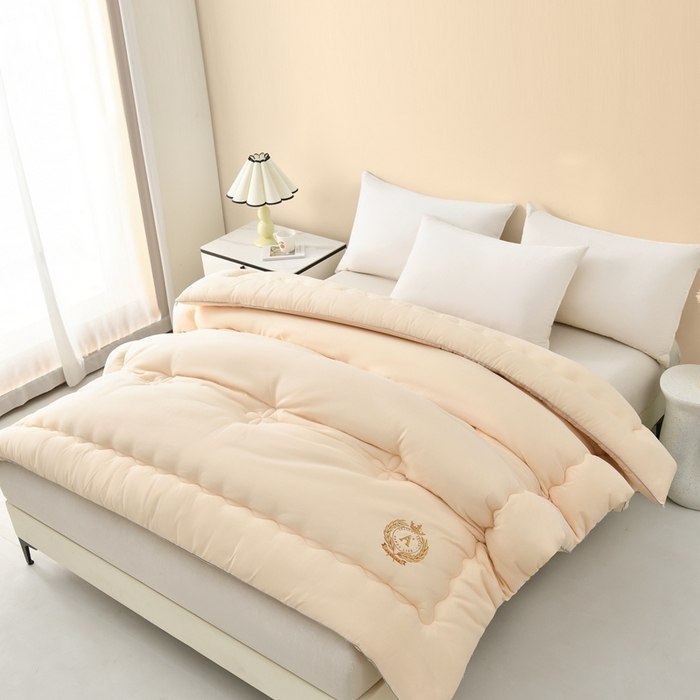 91家纺网 家纺一手货源 找家纺 瑶瑶家居床垫 2024年新款母婴级大豆纤维双拼被 金驼