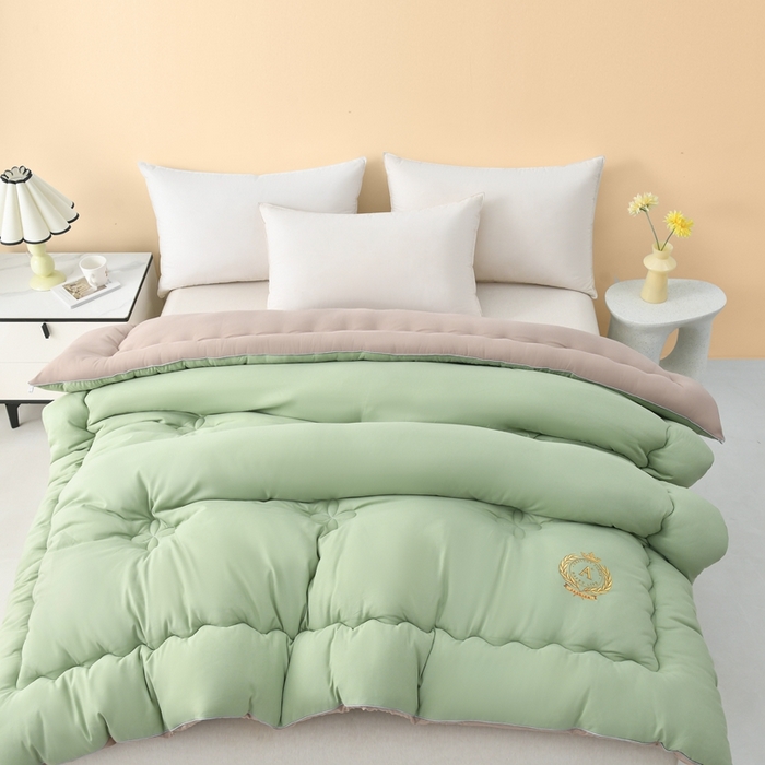 91家纺网 家纺一手货源 找家纺 瑶瑶家居床垫 2024年新款母婴级大豆纤维双拼被 水绿+米咖