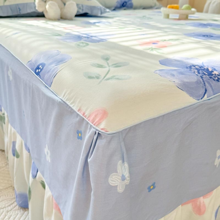 91家纺网 家纺一手货源 找家纺 美达家纺 2025新款全棉印花单床裙 花漫香-蓝