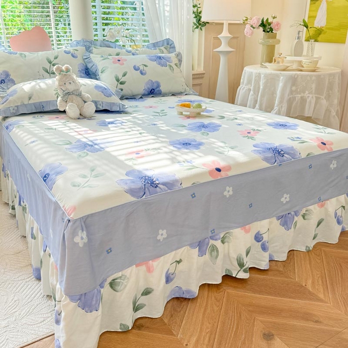 91家纺网 家纺一手货源 找家纺 美达家纺 2025新款全棉印花单床裙 花漫香-蓝