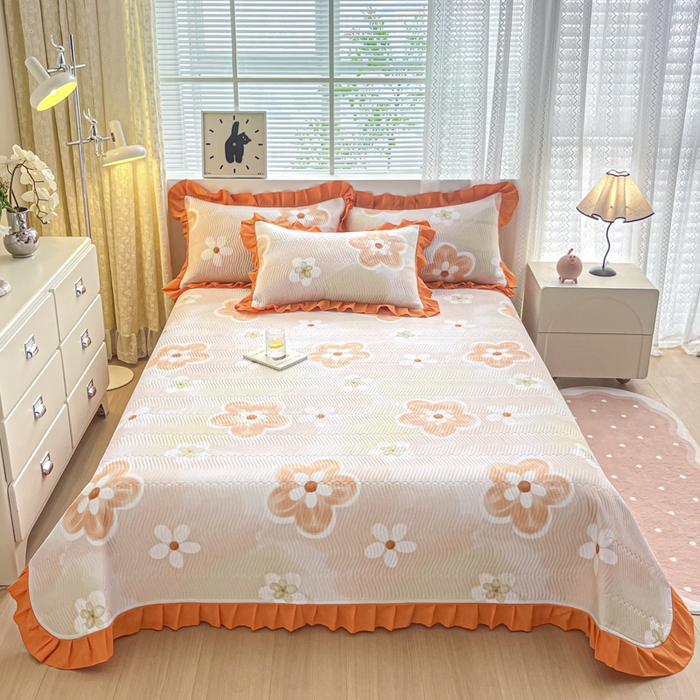 91家纺网 家纺一手货源 找家纺 （总）恋绒家纺 2025新款全棉床盖纯棉夹棉床盖花边款直角款（可定做）