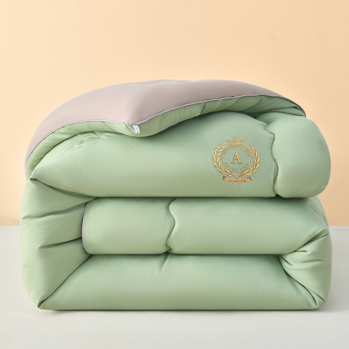 91家纺网 家纺一手货源 找家纺 瑶瑶家居床垫 2024年新款母婴级大豆纤维双拼被 水绿+米咖