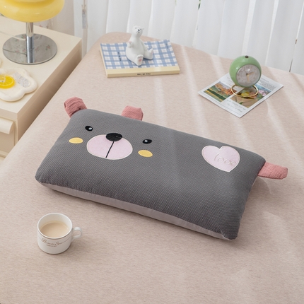 91家纺网 家纺一手货源 找家纺 （总）织布人 2024新款荞麦枕儿童学生卡通全棉双层纱萌萌熊枕套+荞麦枕芯