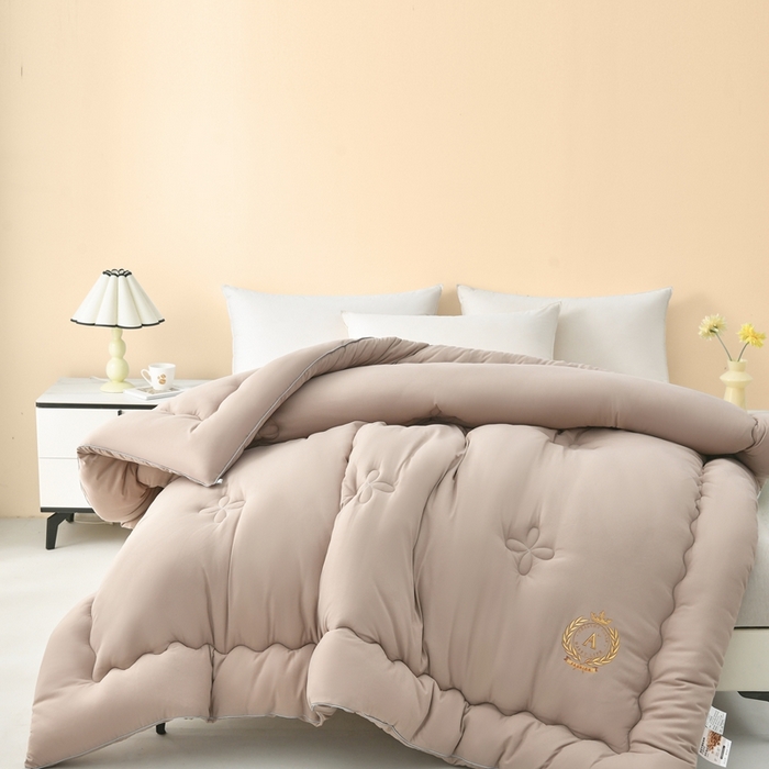 91家纺网 家纺一手货源 找家纺 瑶瑶家居床垫 2024年新款母婴级大豆纤维双拼被 米咖