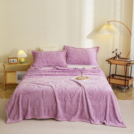 91家纺网 家纺一手货源 找家纺 （总）芸锦豪 2024新款蝴蝶提花毛毯卷边款