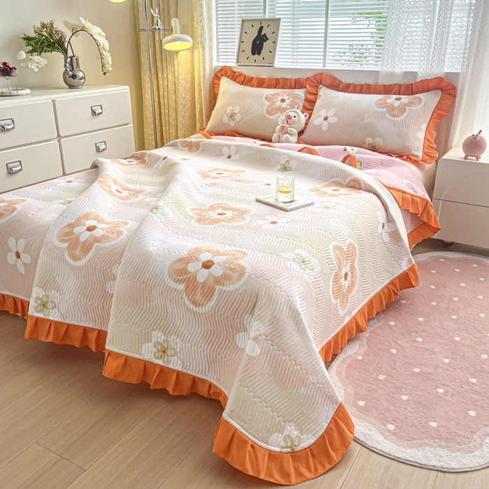 91家纺网 家纺一手货源 找家纺 （总）恋绒家纺 2025新款全棉床盖纯棉夹棉床盖花边款直角款（可定做）