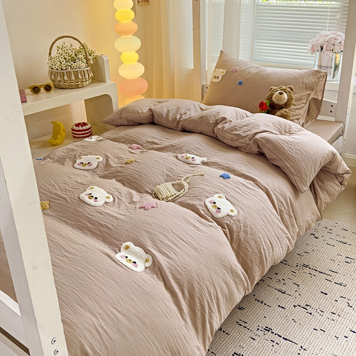 91家纺网 家纺一手货源 找家纺 韩巢家纺 2024新款超柔水洗棉毛巾绣学生宿舍上下铺专用单件被套-幸运熊系列（提供卖家秀） 幸运熊奶咖