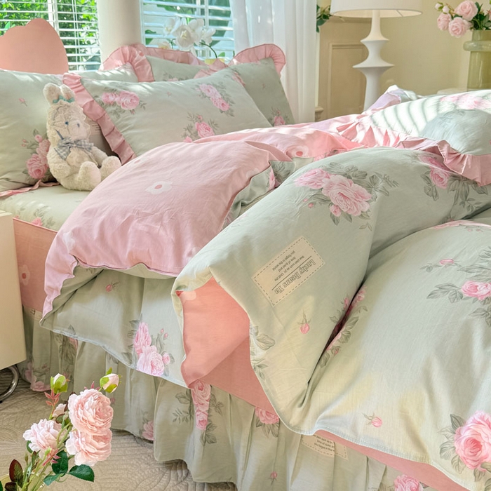 91家纺网 家纺一手货源 找家纺 美达家纺 2025新款全棉印花床裙四件套 花香梦境-绿