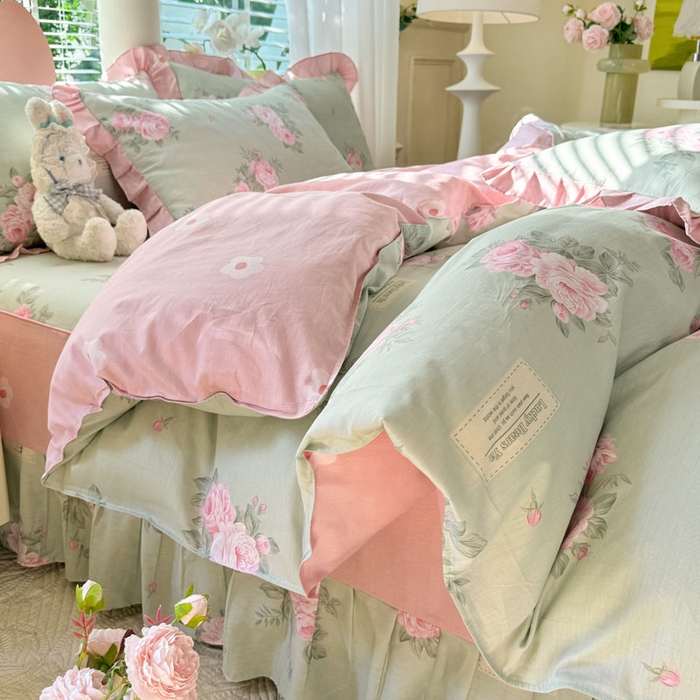 91家纺网 家纺一手货源 找家纺 美达家纺 2025新款全棉印花床裙四件套 花香梦境-绿