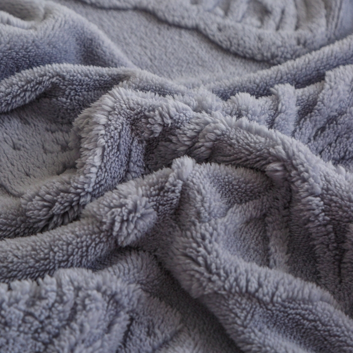 91家纺网 家纺一手货源 找家纺 芸锦豪 2024新款蝴蝶提花毛毯卷边款 蝴蝶提花卷边款-蓝灰