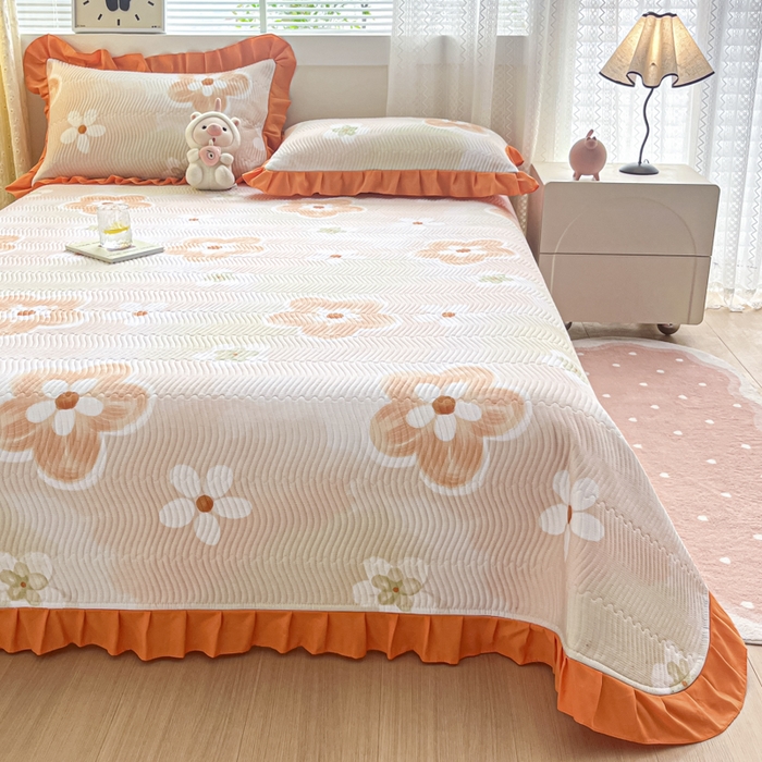 91家纺网 家纺一手货源 找家纺 （总）恋绒家纺 2025新款全棉床盖纯棉夹棉床盖花边款直角款（可定做）