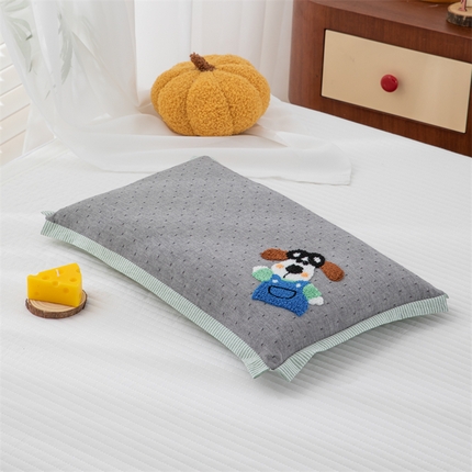 91家纺网 家纺一手货源 找家纺 （总）织布人 2024新款枕芯全棉毛巾绣玉努比儿童小孩学生枕头幼儿园午睡枕头