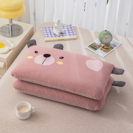 91家纺网 家纺一手货源 找家纺 （总）织布人 2024新款荞麦枕儿童学生卡通全棉双层纱萌萌熊枕套+荞麦枕芯