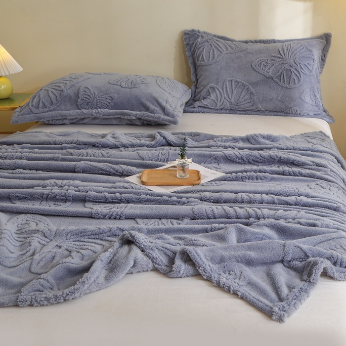 91家纺网 家纺一手货源 找家纺 芸锦豪 2024新款蝴蝶提花毛毯卷边款 蝴蝶提花卷边款-蓝灰