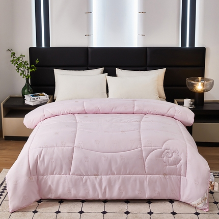 91家纺网 家纺一手货源 找家纺 全美家居 2025新款澳洲羊毛被白色春秋被加厚保暖冬被纯芯 金粉