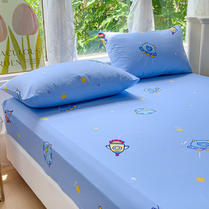 91家纺网 家纺一手货源 找家纺 金鑫汇家纺 2024新款全棉卡通印花单品床笠系列 翱翔太空