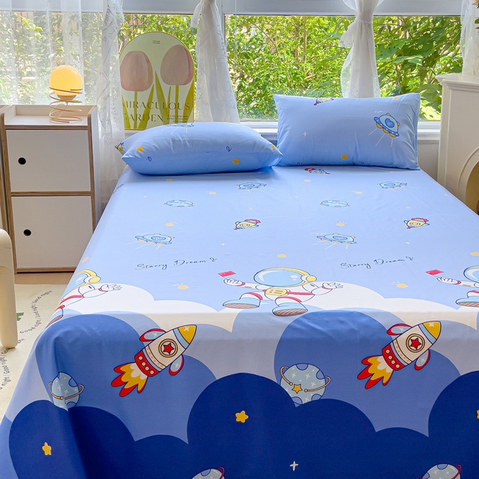 91家纺网 家纺一手货源 找家纺 金鑫汇家纺 2024新款全棉卡通印花单品床单 翱翔太空