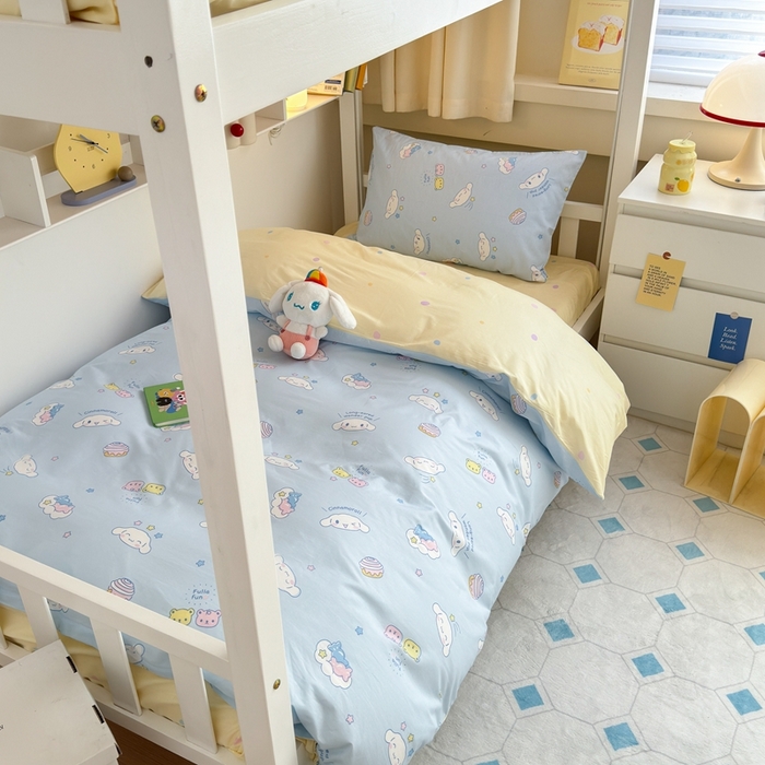 91家纺网 家纺一手货源 找家纺 曼之夏 2024新款全棉三丽鸥学生三件套 云朵大耳狗