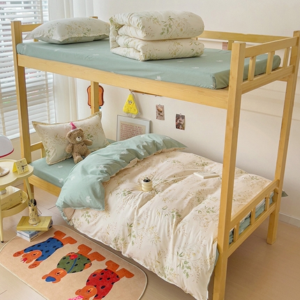 91家纺网 家纺一手货源 找家纺 楠沐家纺 2025新款亲肤芦荟棉印花学生宿舍上下铺四件套三件套 仙草