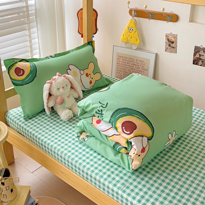 91家纺网 家纺一手货源 找家纺 楠沐家纺 2025新款亲肤芦荟棉印花学生宿舍上下铺四件套三件套 牛油果小兔