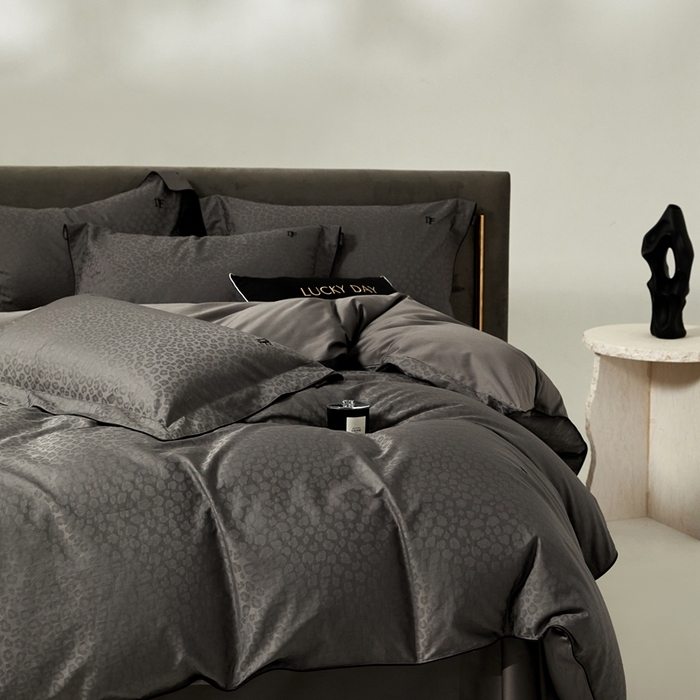 91家纺网 家纺一手货源 找家纺 安莱生活 2024新款60S天丝棉提花四件套-凯撒 凯撒-狂野