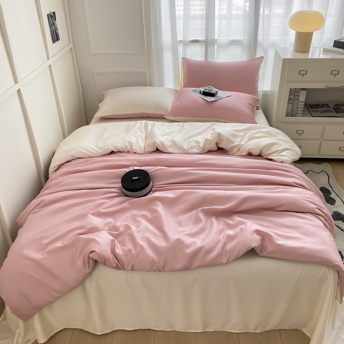 91家纺网 家纺一手货源 找家纺 乐沐家纺 2024新款夏季水洗冰丝四件套水洗真丝纯色双拼单被套-风格二 奶昔白+西柚粉