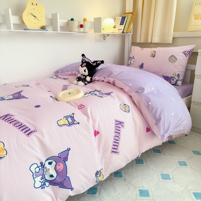 91家纺网 家纺一手货源 找家纺 曼之夏 2024新款全棉三丽鸥学生三件套 甜甜库洛米