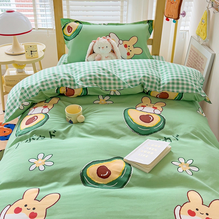 91家纺网 家纺一手货源 找家纺 楠沐家纺 2025新款亲肤芦荟棉印花学生宿舍上下铺四件套三件套 牛油果小兔