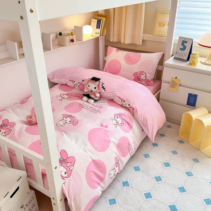 91家纺网 家纺一手货源 找家纺 曼之夏 2024新款全棉三丽鸥学生三件套 圈圈美乐蒂