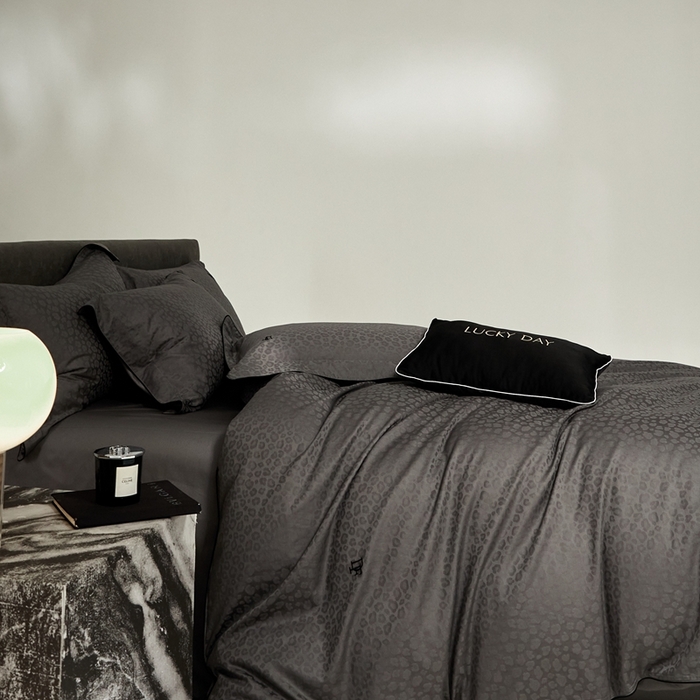 91家纺网 家纺一手货源 找家纺 安莱生活 2024新款60S天丝棉提花四件套-凯撒 凯撒-狂野