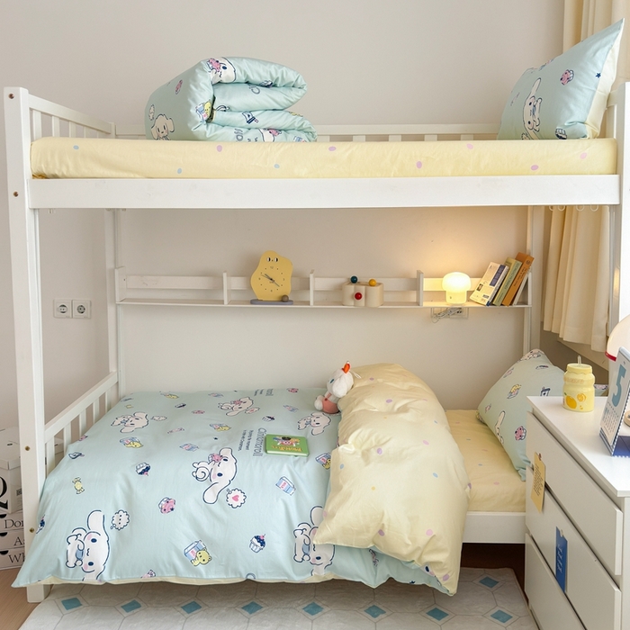 91家纺网 家纺一手货源 找家纺 曼之夏 2024新款全棉三丽鸥学生三件套 牛奶大耳狗