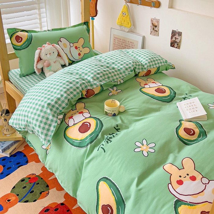 91家纺网 家纺一手货源 找家纺 楠沐家纺 2025新款亲肤芦荟棉印花学生宿舍上下铺四件套三件套 牛油果小兔