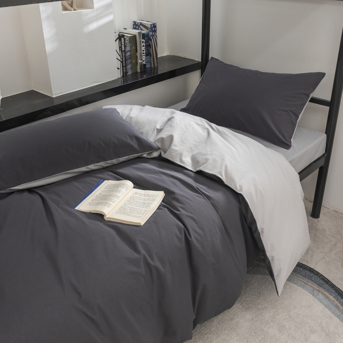 91家纺网 家纺一手货源 找家纺 柠萌家居 2025新款无印良品风色织水洗棉A类学生宿舍三件套 深灰浅灰