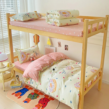 楠沐家纺 2025新款亲肤芦荟棉印花学生宿舍上下铺四件套三件套 甜甜圈