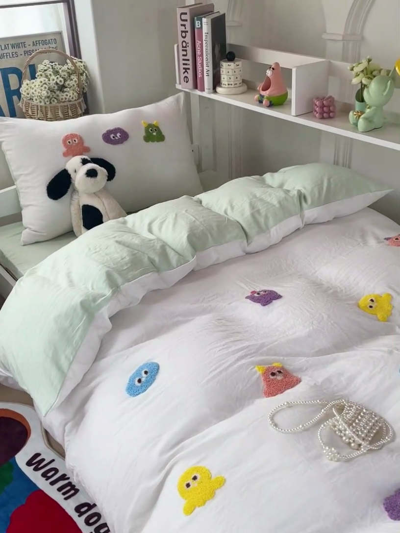 91家纺网 家纺一手货源 找家纺 韩巢家纺 2024新款超柔水洗棉毛巾绣学生宿舍上下铺单件被套-小精灵系列 小精灵白绿