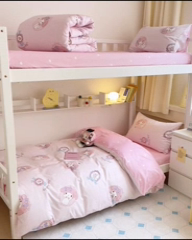 91家纺网 家纺一手货源 找家纺 曼之夏 2024新款全棉三丽鸥学生三件套 小兔美乐蒂